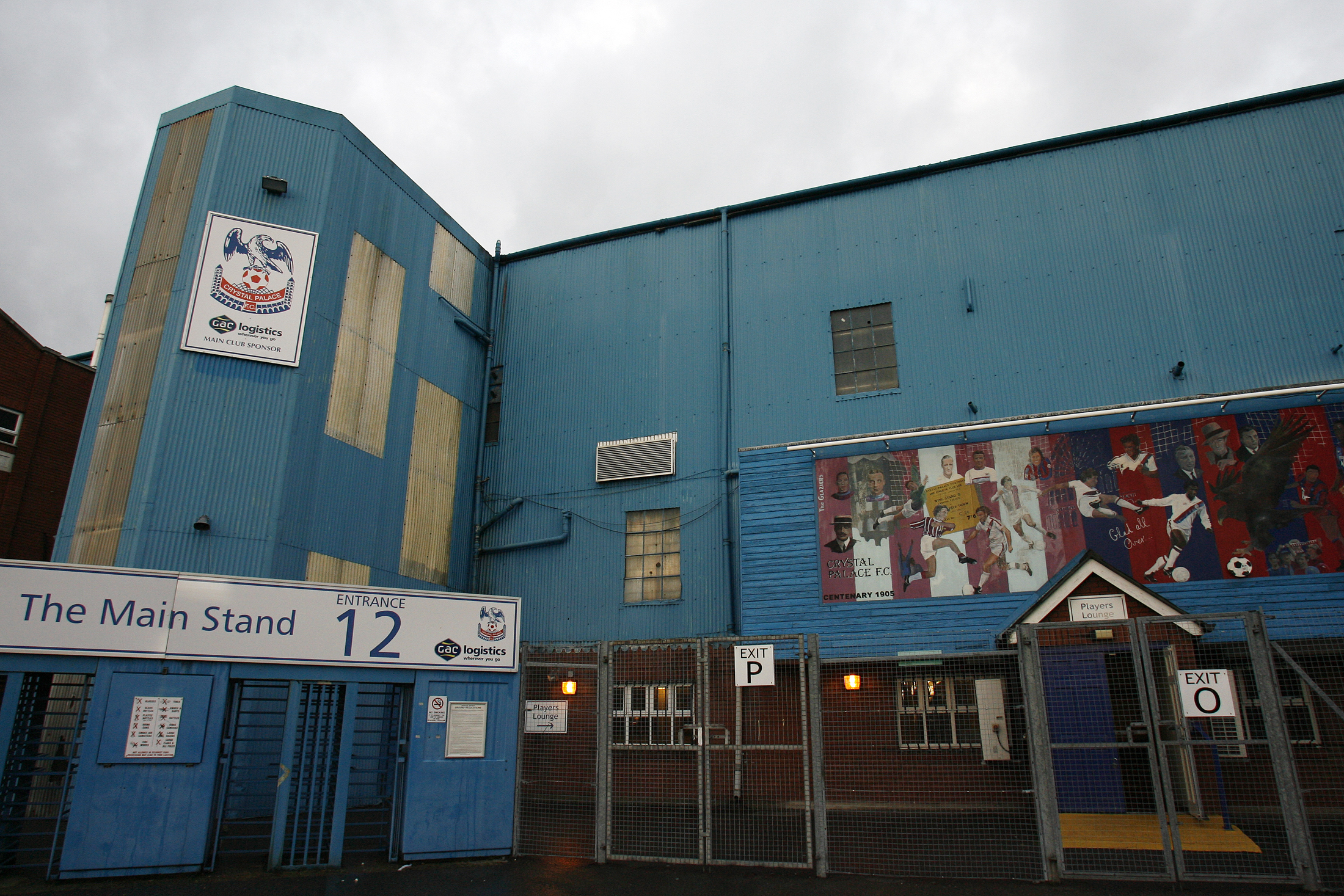 วิเคราะห์เจาะลึก! เชลเบิร์น ปะทะ คริสตัล พาเลซ: พรีวิว ฟันธงผลแข่ง